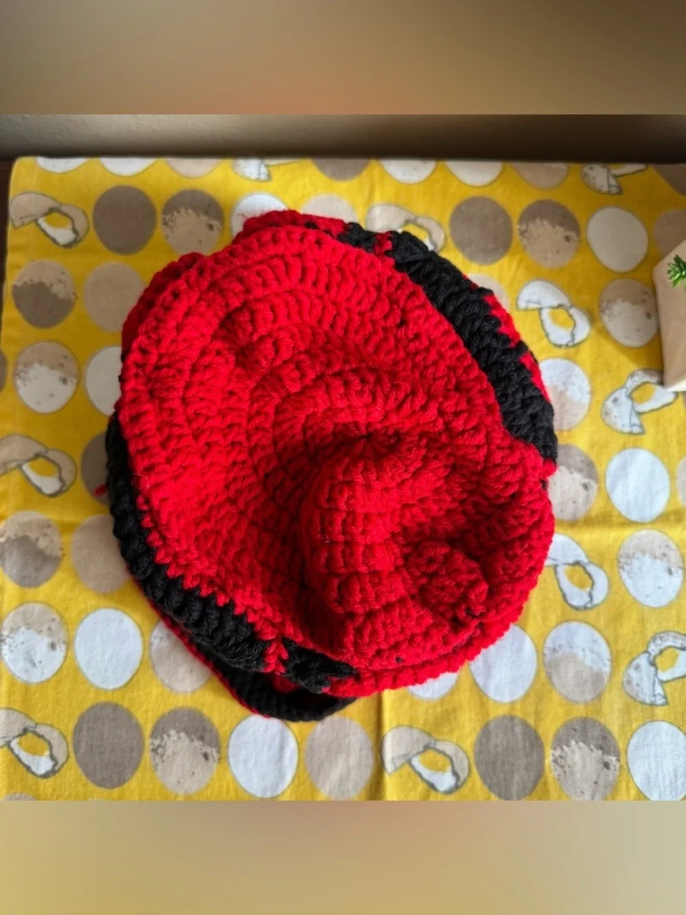 Vintage look crocheted grandma square hat